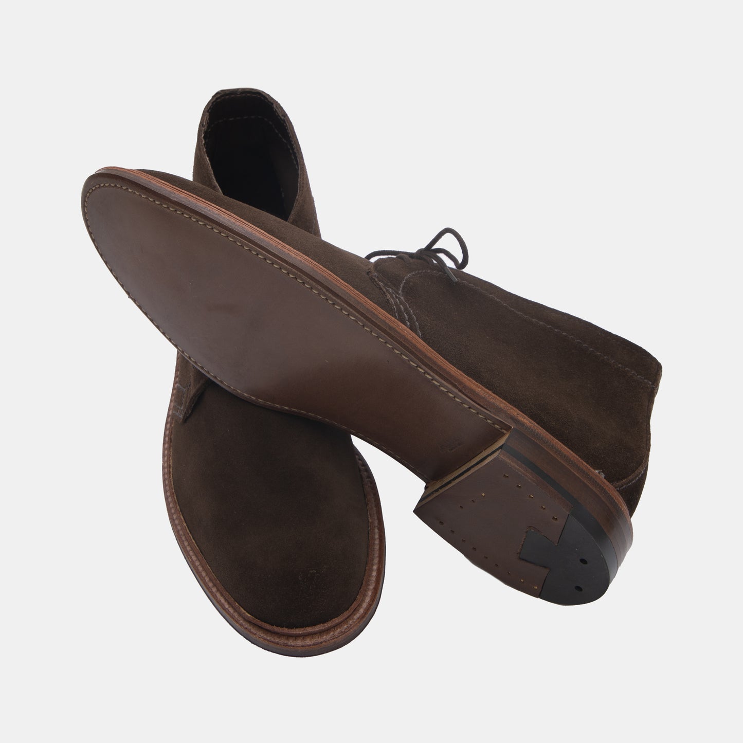 Alden - Brown Suede Chukkas