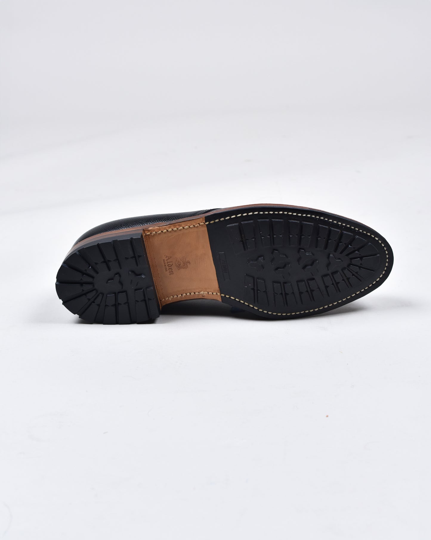 BLACK ALPINE GRAIN BLUTCHER