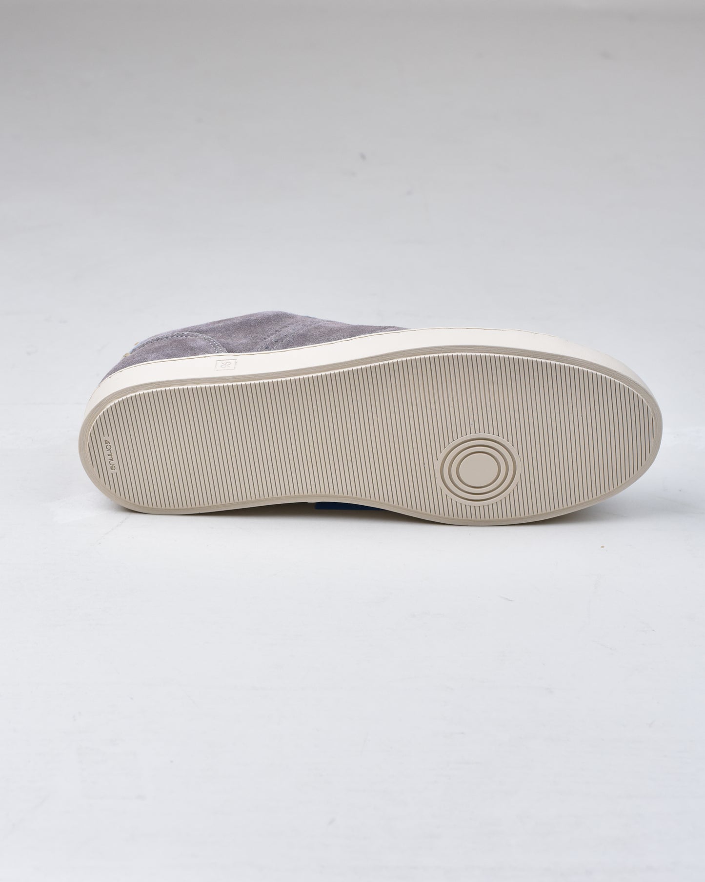 Rubirosa - Stone washed Sneaker