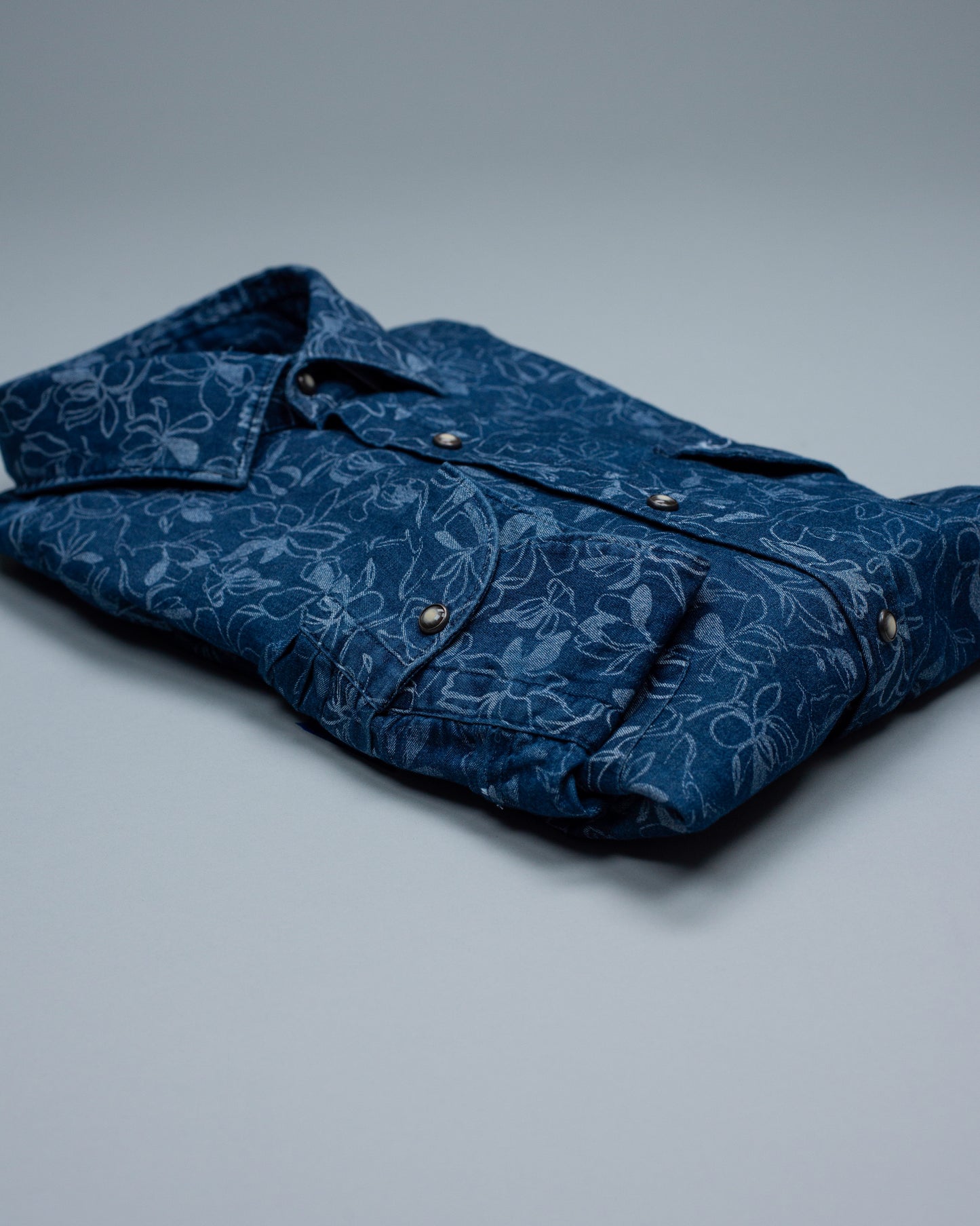 khakis brand denim floral print snap shirt