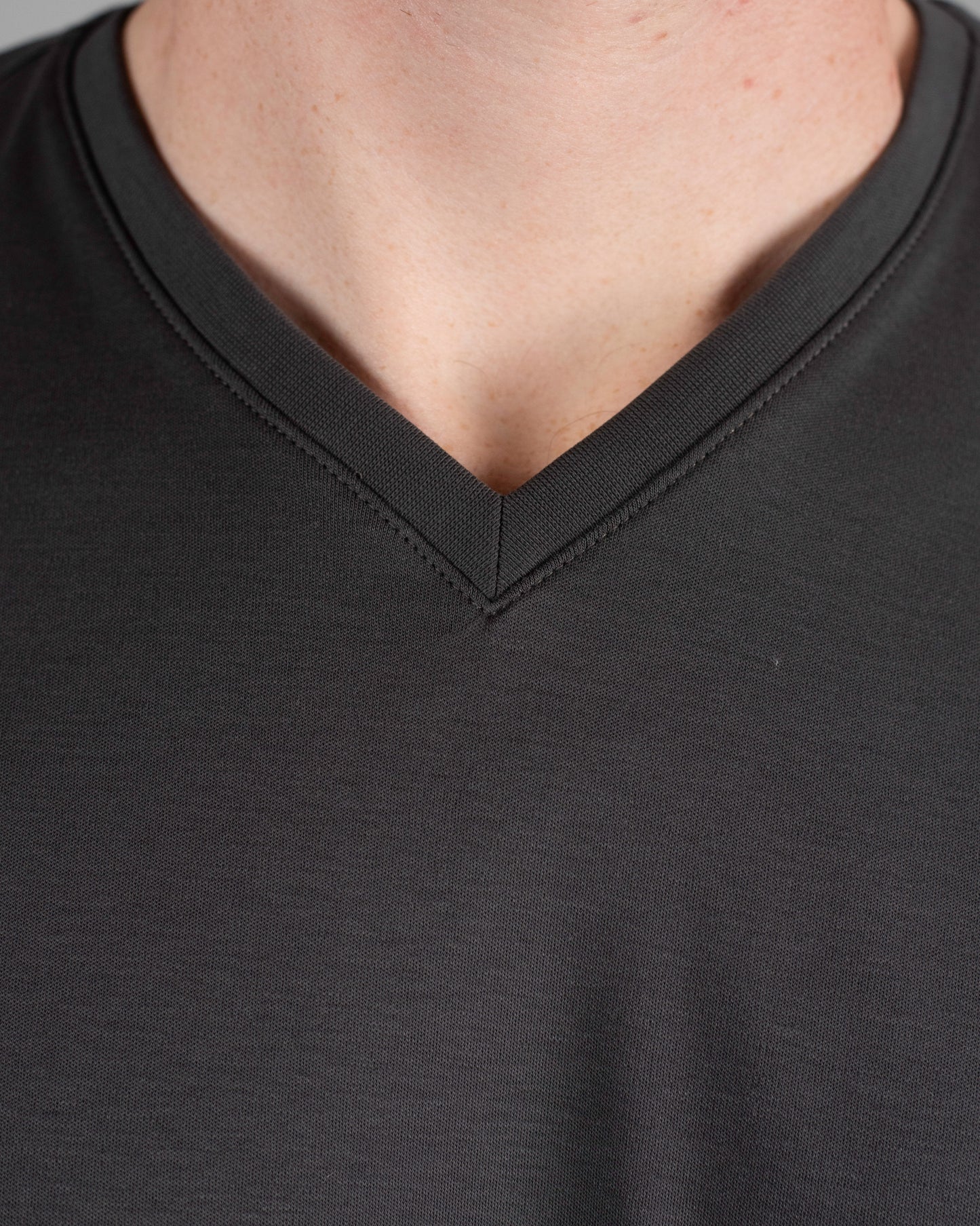 khakis brand georgia vneck tee