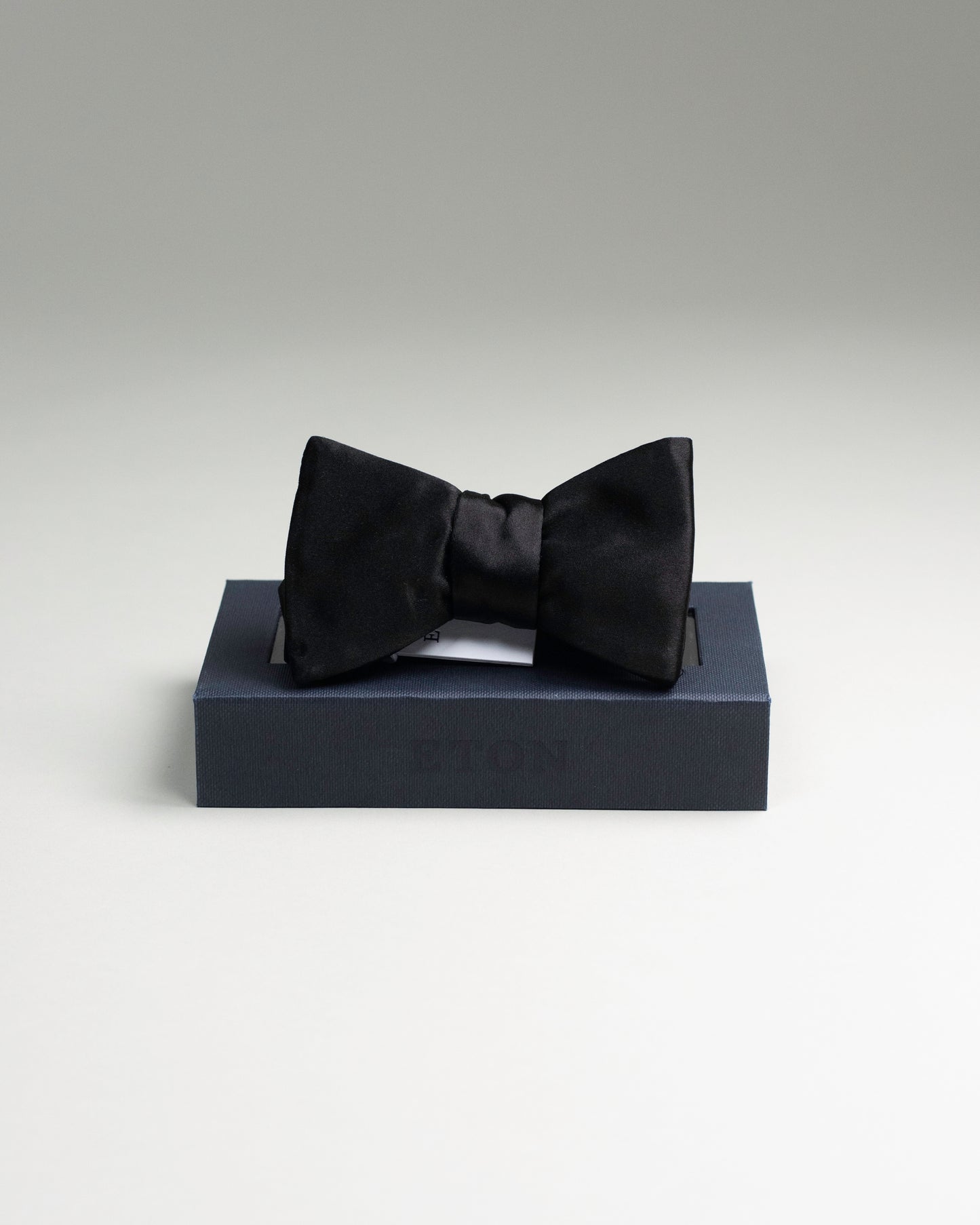 eton black silk selftie bow