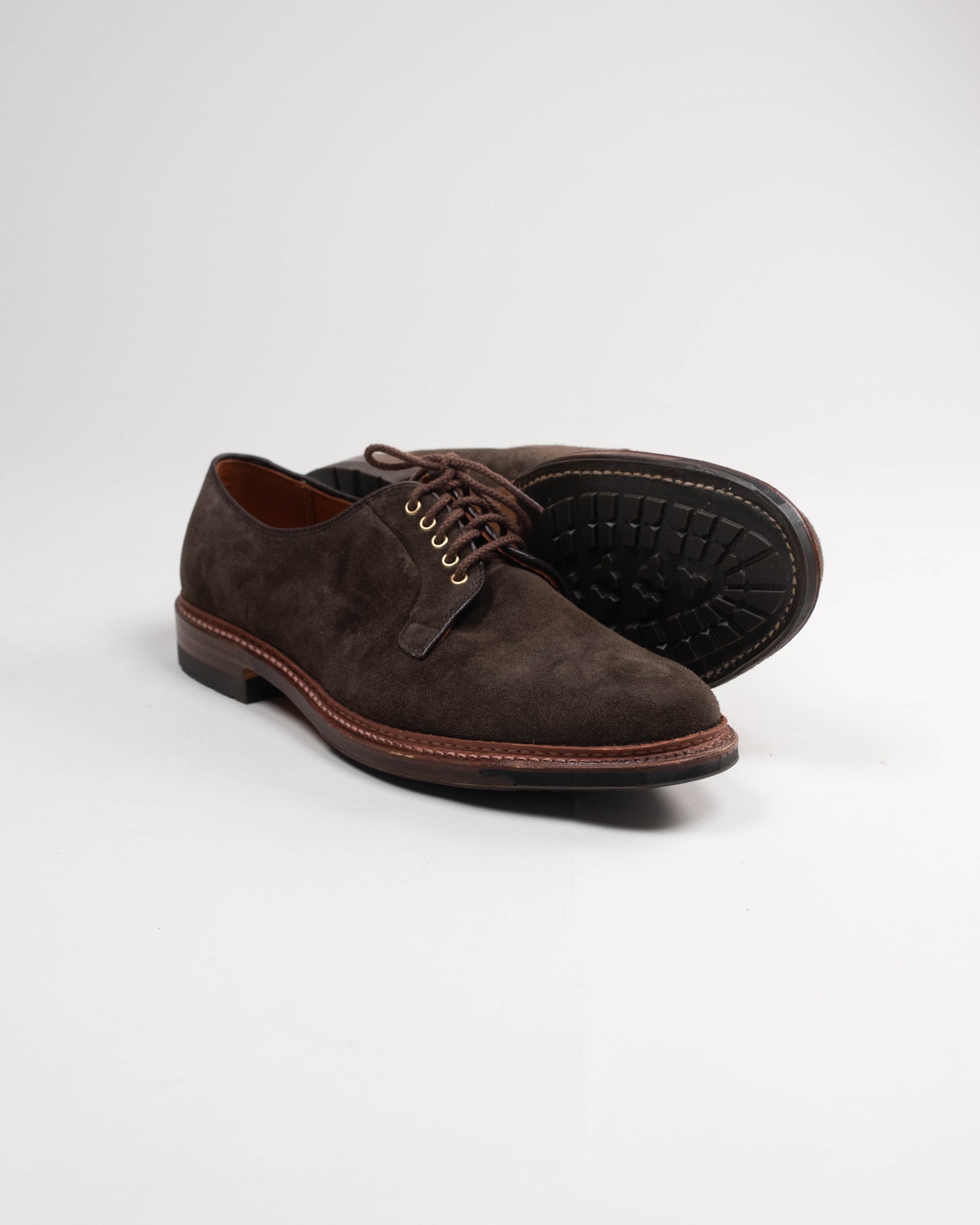 alden custom plain toe blucher – khakis of carmel