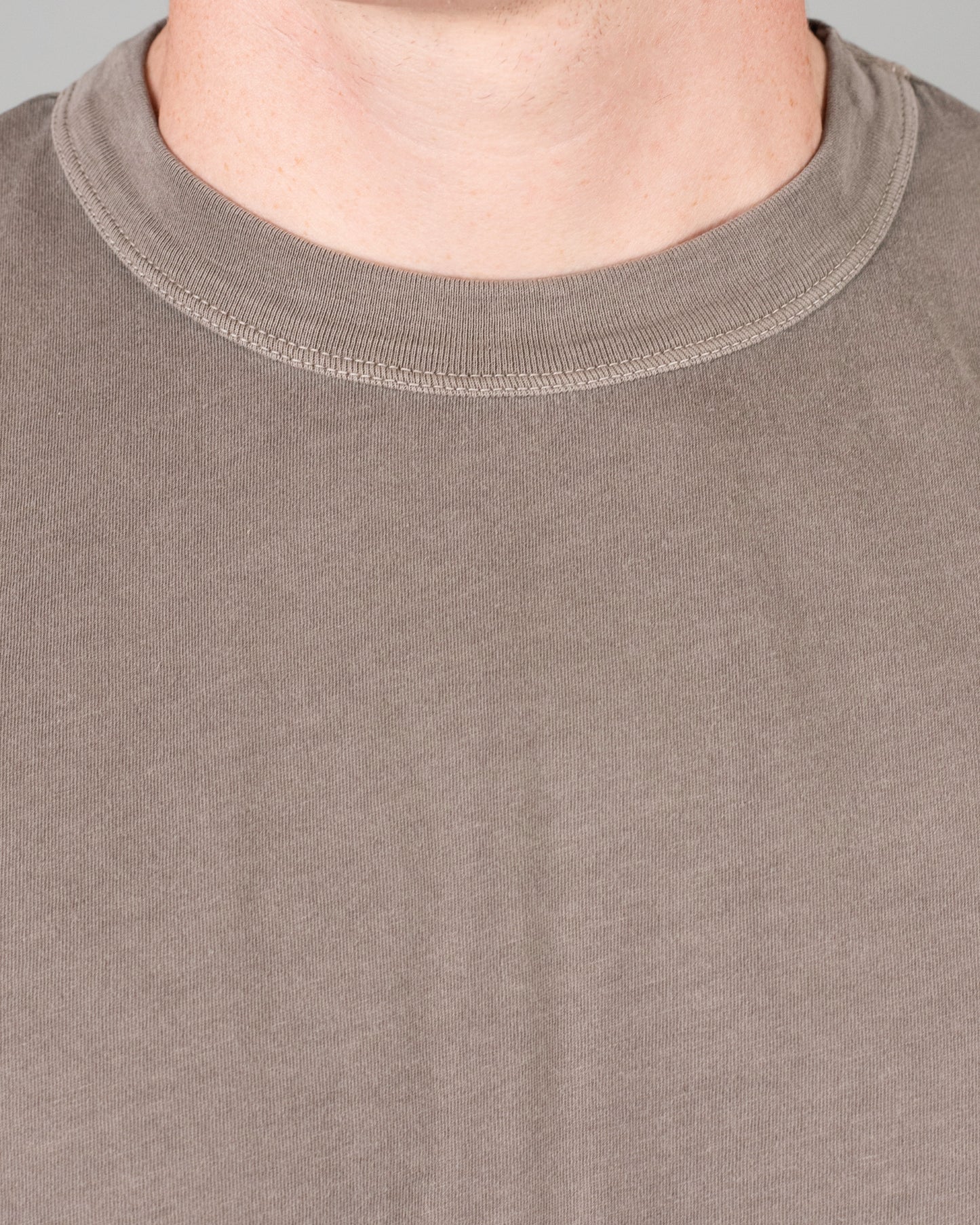 khakis brand enzyme washed crew tee