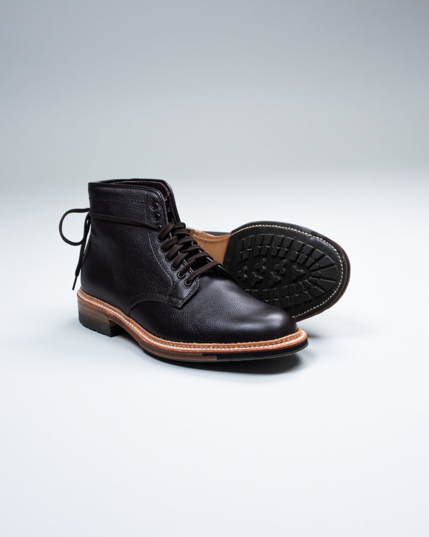 ALDEN D8821C PLAIN TOE BOOT