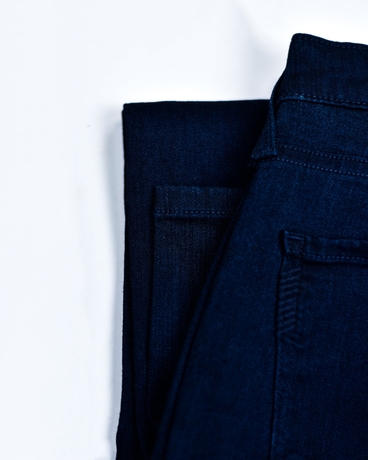 khakis of carmel - dark blue washed denim