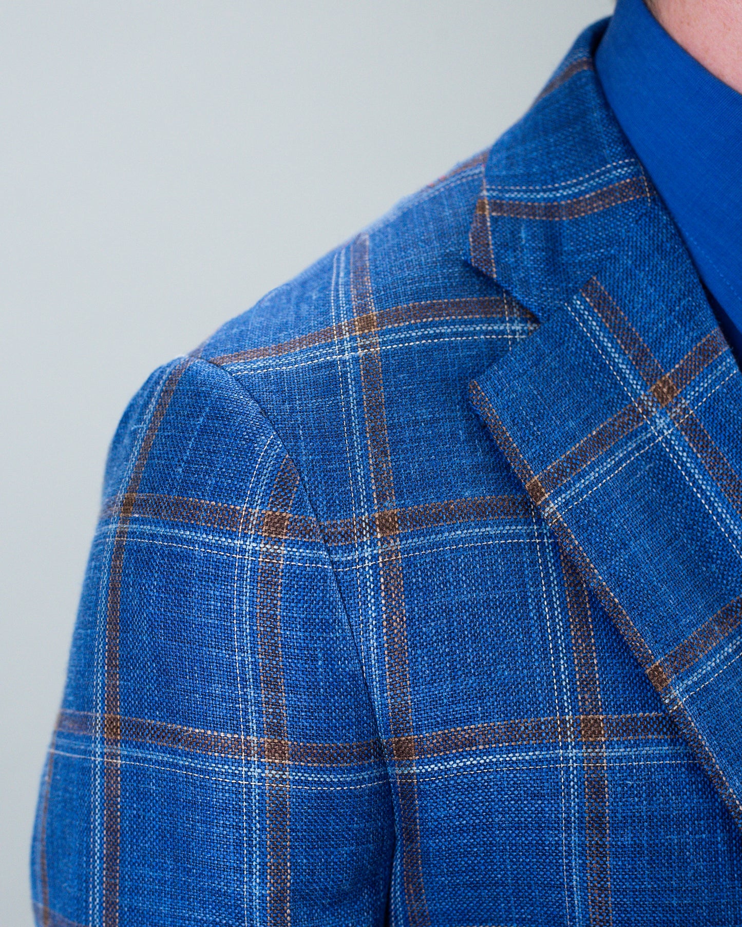 isaia navy plaid sport coat