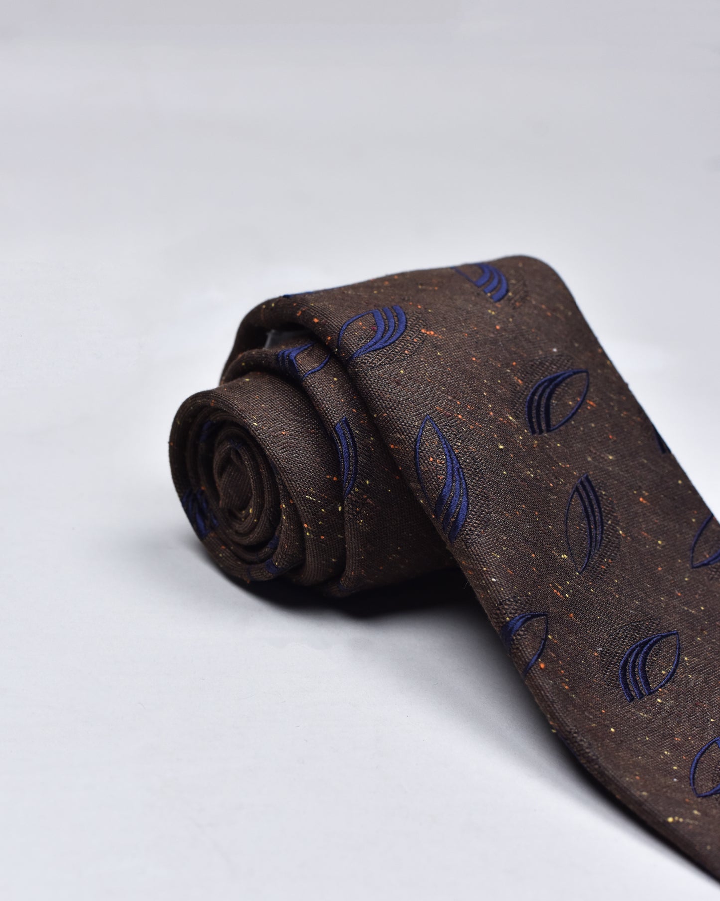 khakis of Carmel - silk printed tie in Brown