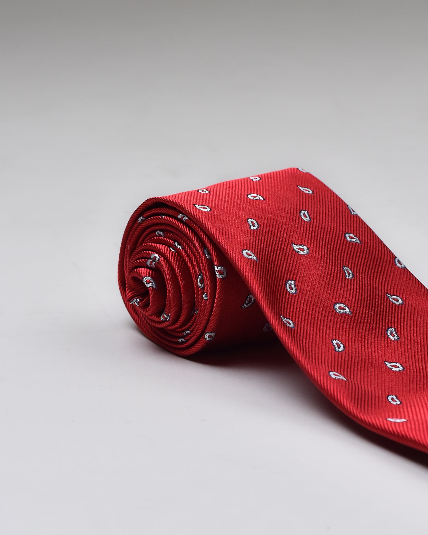 Khakis of Carmel - Silk Printed Tie in Red