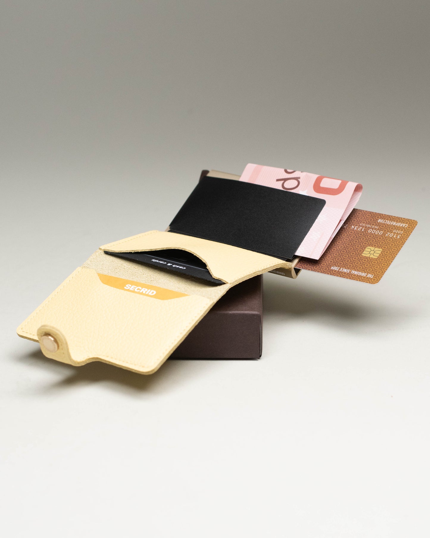 secrid pebble miniwallet