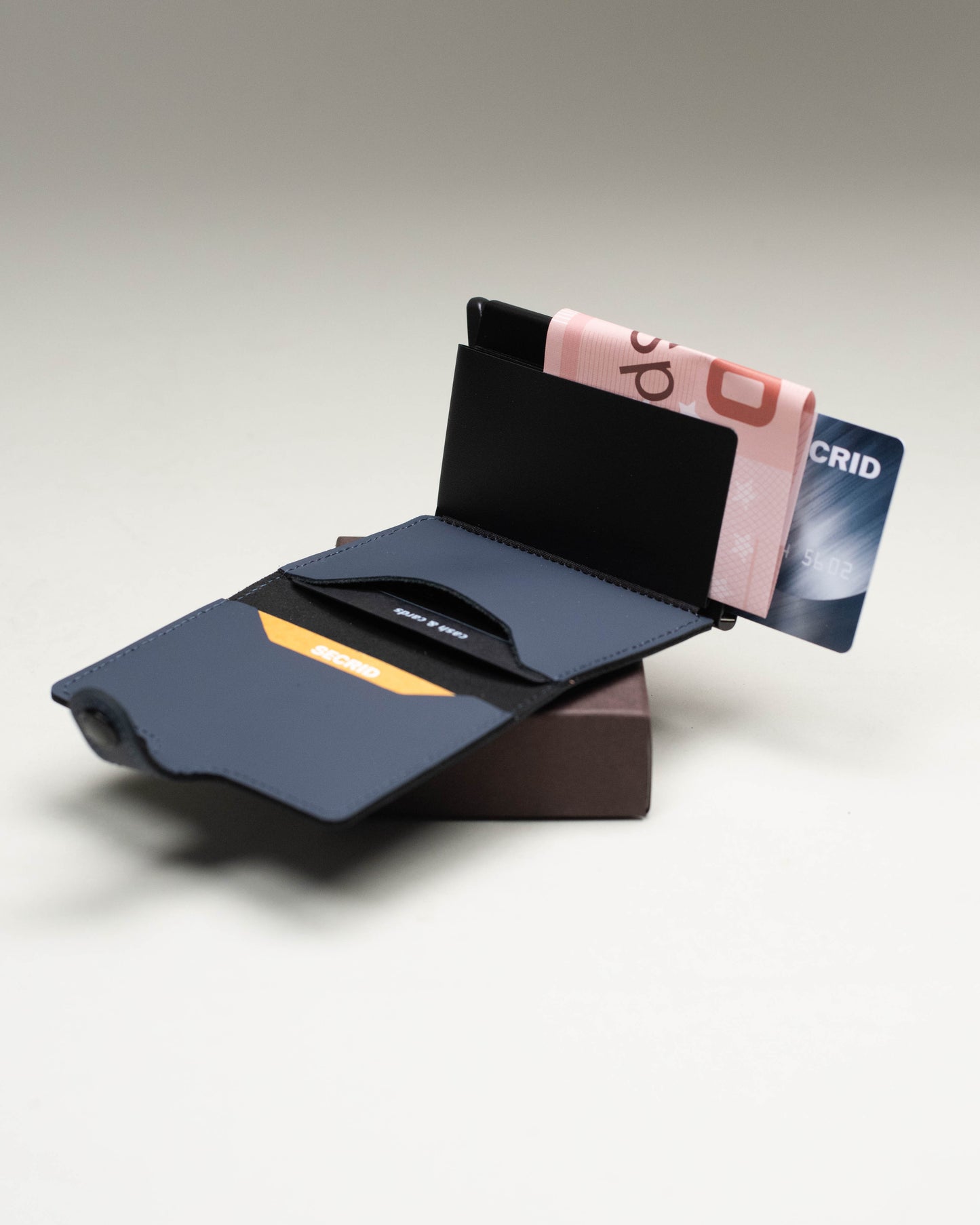 secrid matte miniwallet
