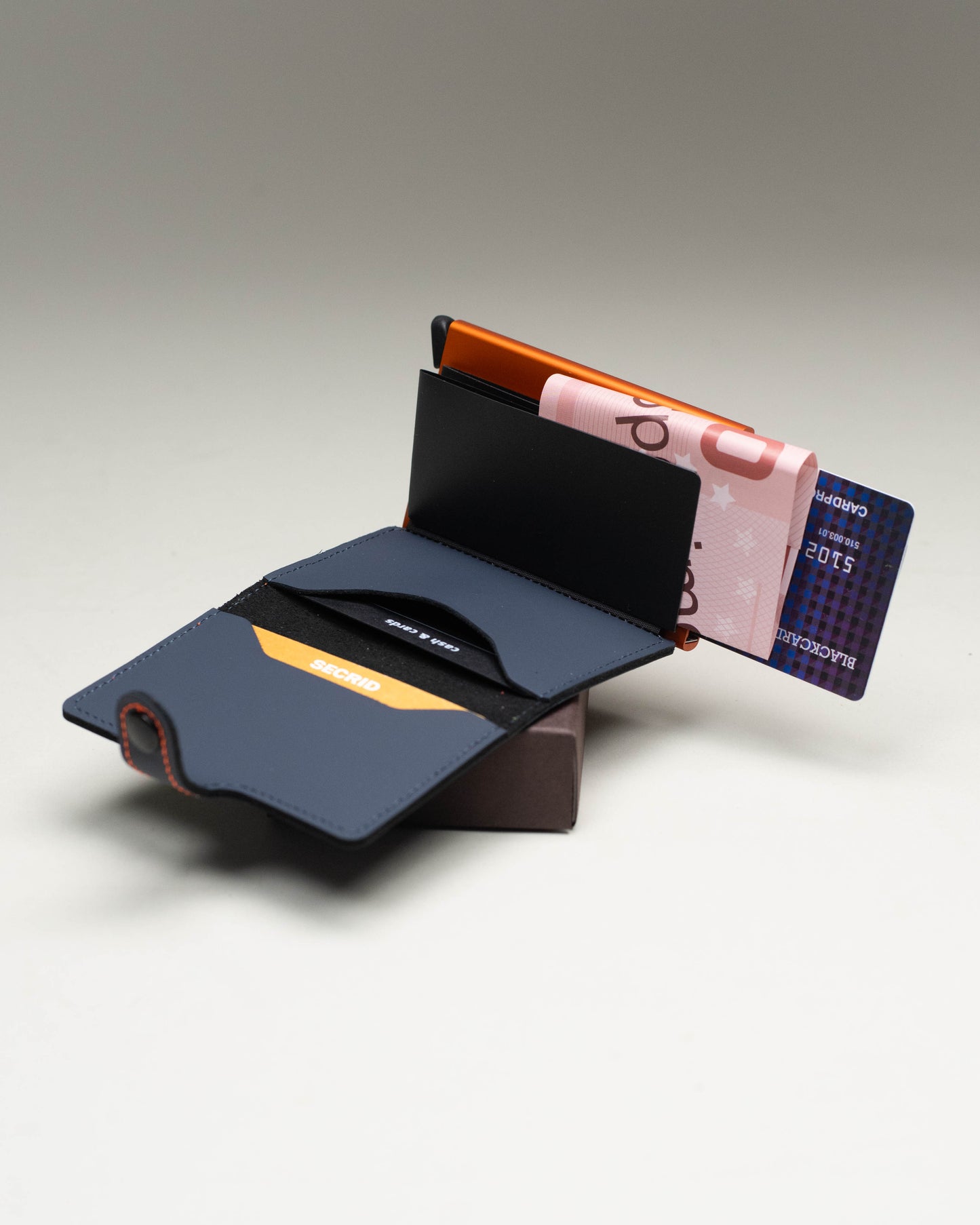 secrid matte miniwallet