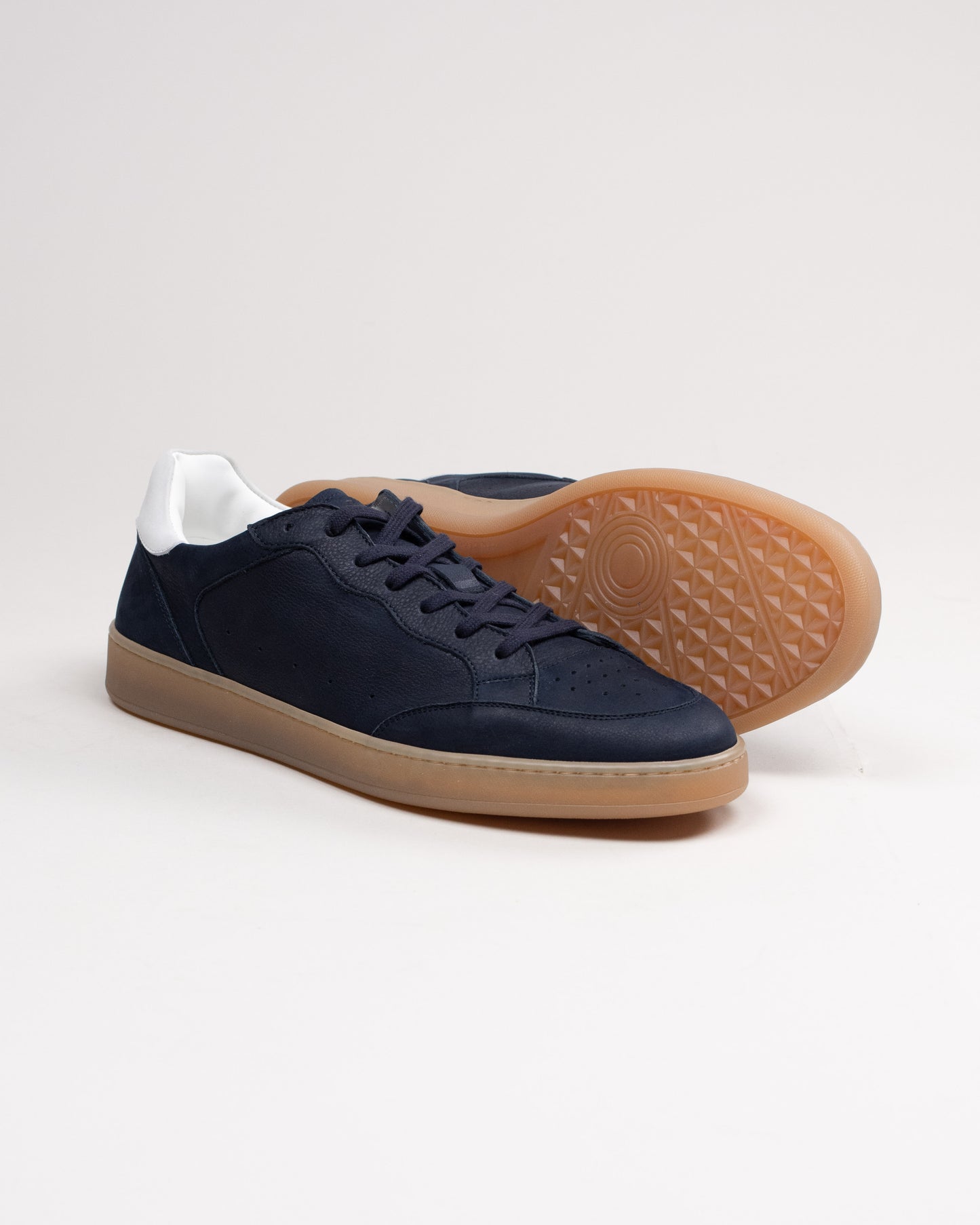 robert bara nubuck court sneaker