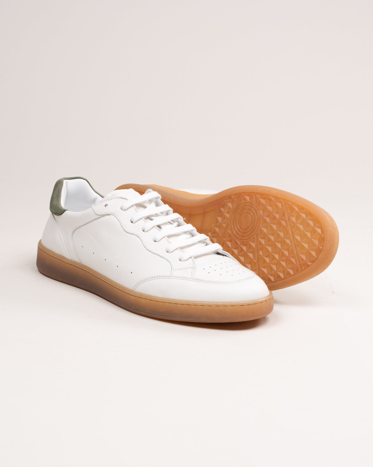 robert bara nubuck court sneaker