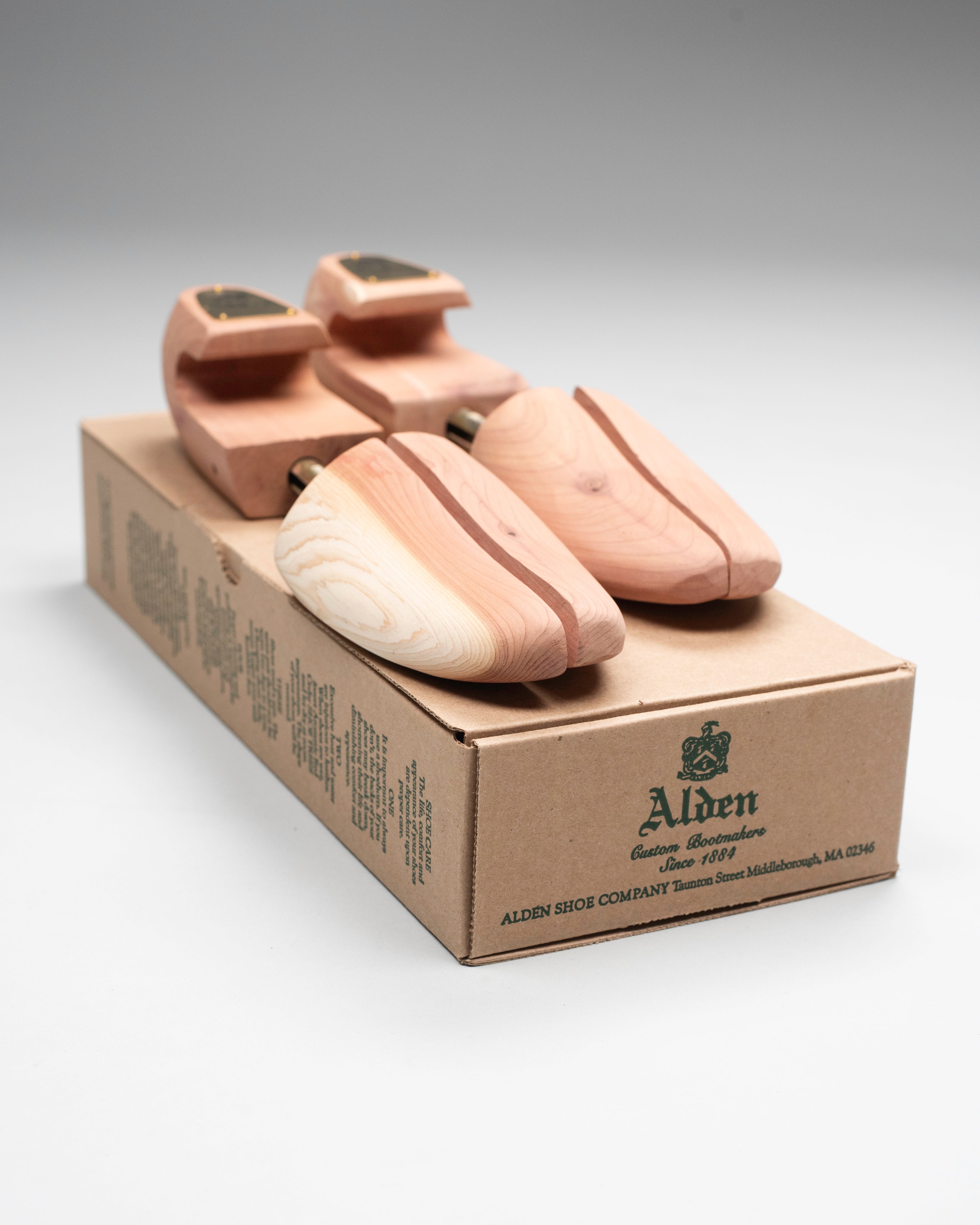 u*0様 Alden シューツリー 木製 alden cedar shoe trees – khakis of carmel