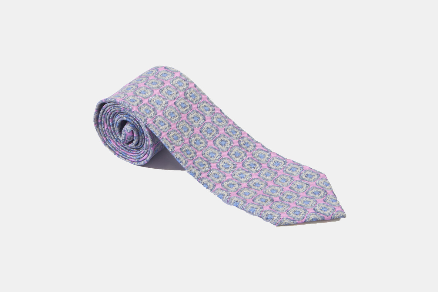 khakis of Carmel - pink & mauve tie scribble pattern