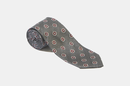 khakis of Carmel - silver silk tie with geometric pattern