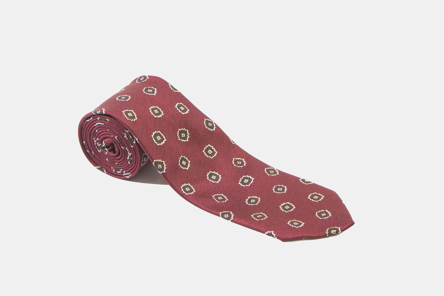 khakis of Carmel - red silk tie with geometric pattern